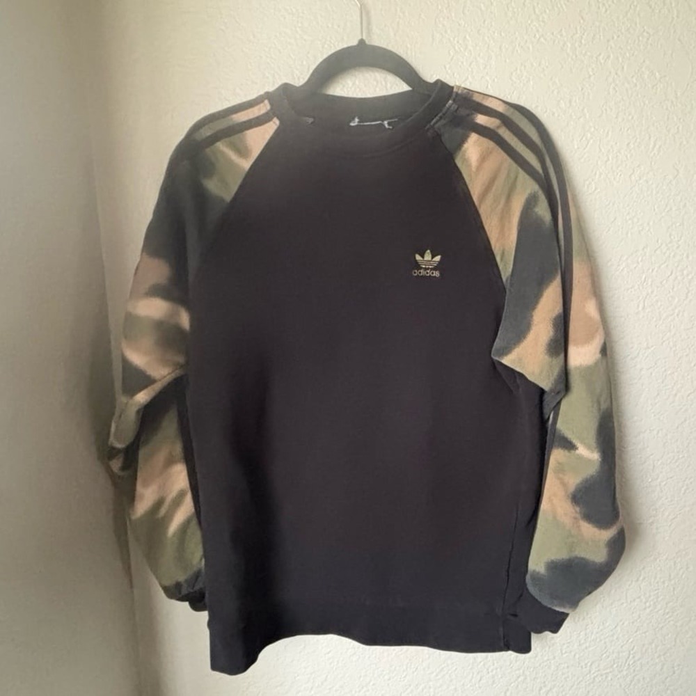 Adidas crewneck‎ pullover sweaters